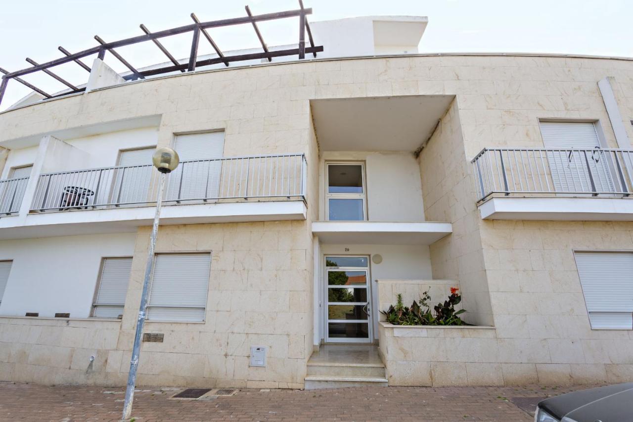 Camelia Apartment Санта Лусия Екстериор снимка